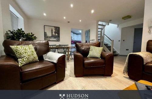 Coalbrookdale House | Ironbridge Home with Roof Terrace