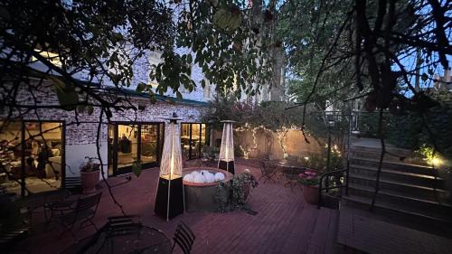 Fredericksburg Bed & Breakfast | Ironclad Inn and Bourbon Room