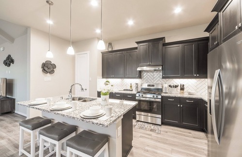 Sienna Plantation House | Ironwood Elegance: Luxurious Retreat in a Serene Mountain Paradise #41016