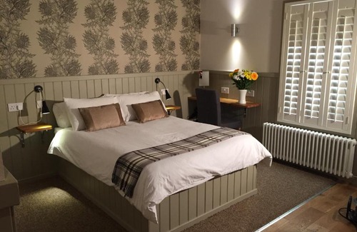 Irvine House | Irvine Bay