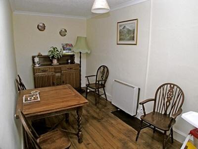 Bont Newydd House | Is Helen Cottage