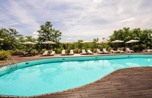 Sorano Apartment | ISA - Residence with swimming pool in Sorano, apartments with air conditioning and private outdoor area