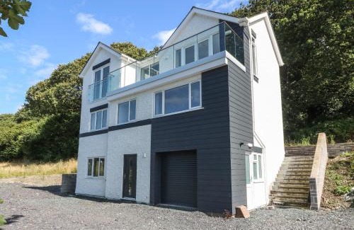 Y Felinheli House | Isgoed