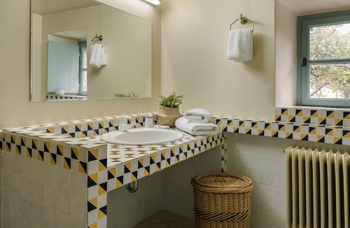 Kardamyli Villa | ISholidays Kardamyli The tower house