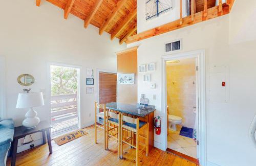 Marathon House | Isla Bella Villa