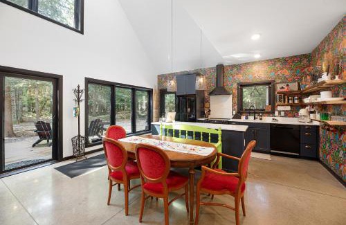 Traverse City House | Isla Fern - Modern Cabin Retreat at Sleeping Bear Dunes