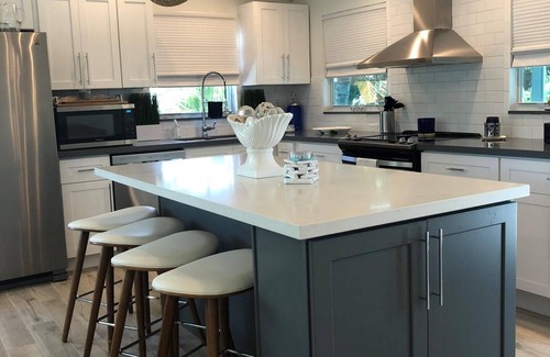 White Marlin Beach House | Islamorada Paradise - Canal Front & Private Beach Access