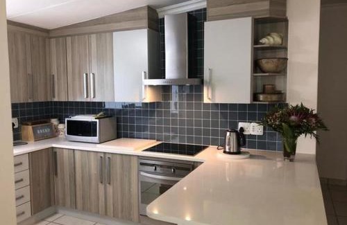 Great Brak River House | Island Breeze @ 70