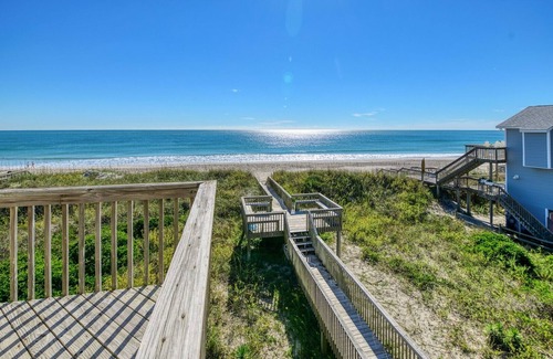 Ocean Ridge House | Island Gamble - Oceanfront Cottage