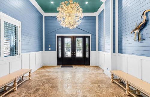 Fort Myers Beach House | -Island Girl- Immaculate Gulf Front Duplex home