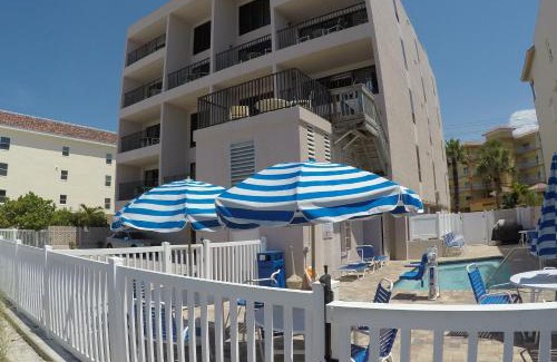 Madeira Beach Resort | Island Gulf Resort