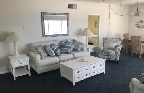 Siesta Key Apartment | Island House Beach Resort 8N apts