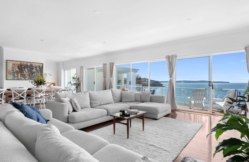 Whale Beach House | ISLAND IN THE SUN by Palm Beach Holiday Rentals