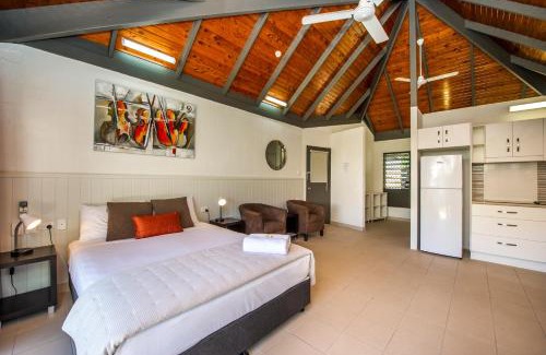 Nelly Bay Resort | Island Leisure Resort
