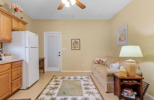 Bokeelia House | Island Life! Great Fishing - Unique 2 Home Property w/Heated Pool -Tropical Breeze Villa 1 - Roelens