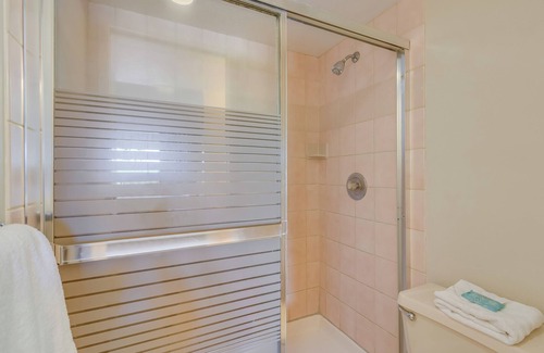 Kihei Hotel | Island Living w/Ocean Views, Wi-Fi and Pools-G510A