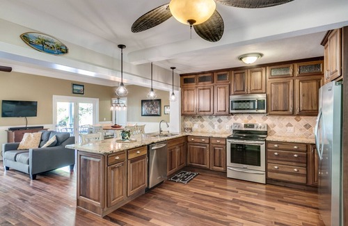 Interchange Square House | Island Oasis - Luxury Pool Home Steps to the Beach