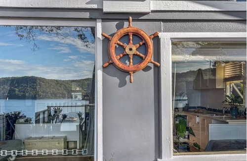 Scotland Island Cottage | Island Paradise | Private Waterfront Retreat