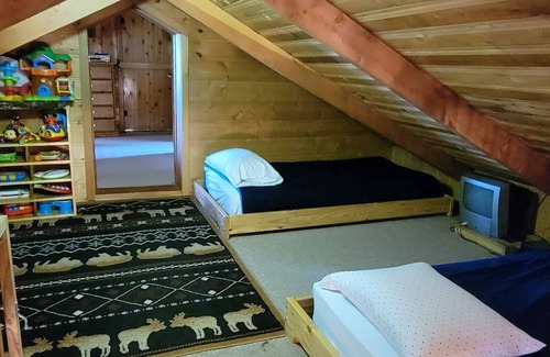 Island Park Cabin | Island Park 13 Miles To Yellowstone And 3 Miles To Henry's Lake