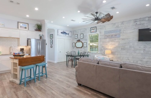 Bay St Louis Condo | Island Time is waiting for you!