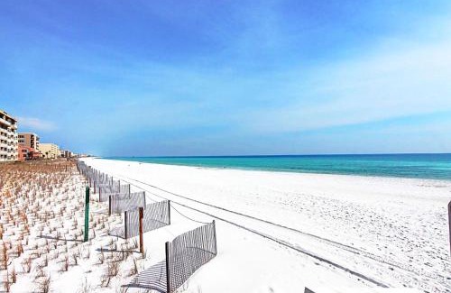 Fort Walton Beach Apartment | Islander Beach Resort 305