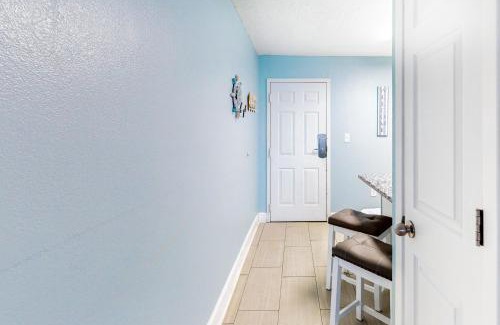 Fort Walton Beach Hotel | Islander W 703