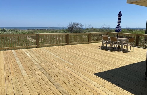 Grand Isle House | Isle Be Back - Beachfront - Island Realty