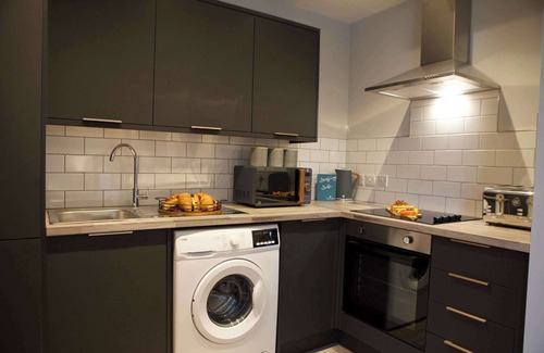 Trafford Apartment | Islington Studio Sale | Nr Manchester | Sleeps 2