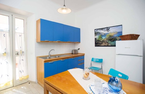 Marina di Campo Apartment | Isola Blu Large Apartment with terrace