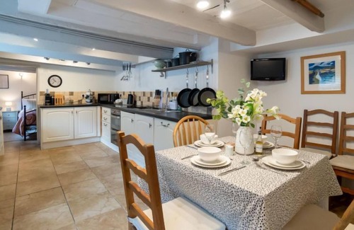 Mevagissey House | Issey Cottage by Interhome