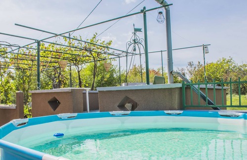 Trgetari House | Istrian House ENI near Rabac area & amazing terrace, above-ground pool, bikes