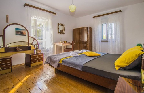 Trgetari House | Istrian House ENI near Rabac area & amazing terrace, above-ground pool, bikes
