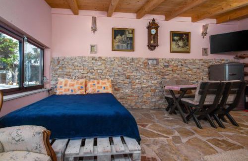 Banjole House | Istrian Tavern next to the Pool
