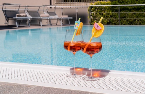 Appiano Sulla Strada del Vino Apartment | Holiday Apartment "Apartment Wieser 4" with Mountain View, Heated Pool & Wi-Fi