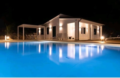 Castellammare del Golfo Villa | Villa with pool in the Sicilian countryside a few kilometers from the sea.