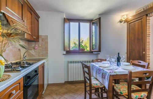 Castelnuovo di Val di Cecina Apartment | Cosy apartment for 4 people with WIFI, pool, A/C, TV, patio and pets allowed