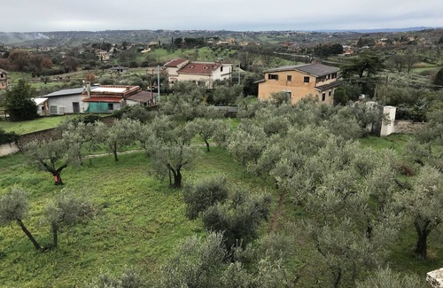 Sant'Angelo Romano Villa | Villa con terreno per Gruppi fino a 12 persone