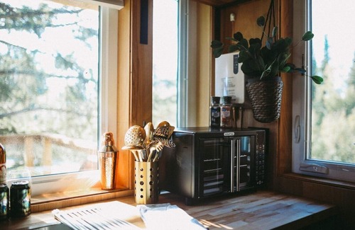 College House | It is a tiny home in the treehouse located in the middle of Fairbanks.