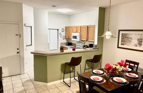 Kissimmee Resort | It is located 15 minutes from Disney