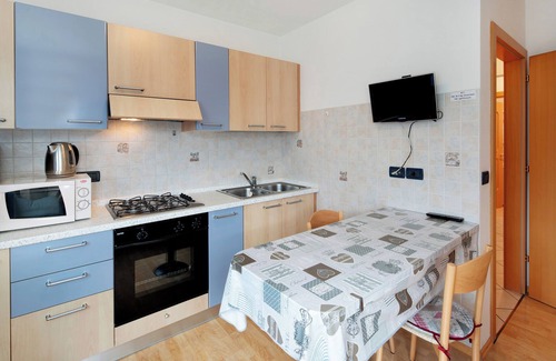 Livinallongo del Col di Lana Apartment | Apartment 'Col Di Lana' with Mountain View, Shared Garden and Wi-Fi