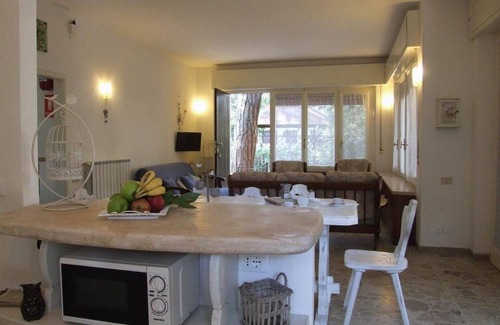 Marina di Castagneto Carducci Apartment | Holiday apartment Marina di Castagneto Donoratico for 1 - 10 persons with 3 bedrooms - Holiday apart