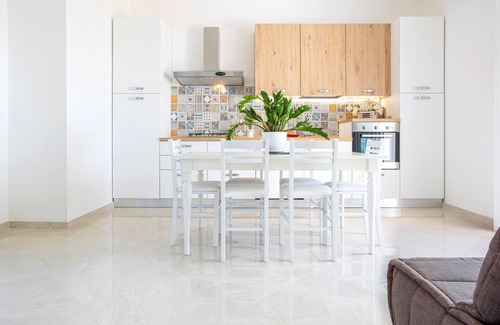 Marina di Mancaversa Apartment | Gallipoli Meraviglioso Appartamento con Jacuzzi, con due Camere e due Bagni