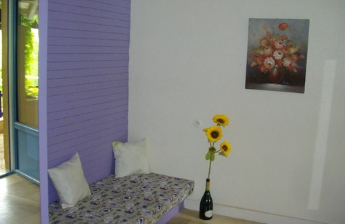 Rouffignac-Saint-Cernin-de-Reilhac House | It's a house ... leaning against the hill