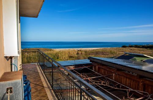 Santa Caterina Dello Ionio Marina Apartment | 40 mt dal mare Casa Mare la Pergola