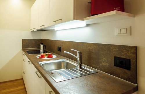 Castelrotto Apartment | Apartment “Haus Lohengrin - Ferienwohnung 2” with Mountain View, Wi-Fi, Balcony & Garden