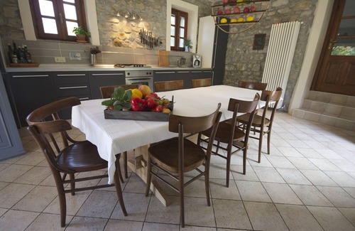 Bubbio Villa | Italian villa, private pool - cycling, hiking, wine tours, slow-food, fast WiFi