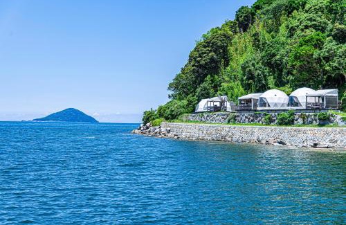 Itoshima Hotel | ITOSHIMA SDGs Village Chikyu MIRAI -海の大パノラマ-全室オーシャンビューのドームテント