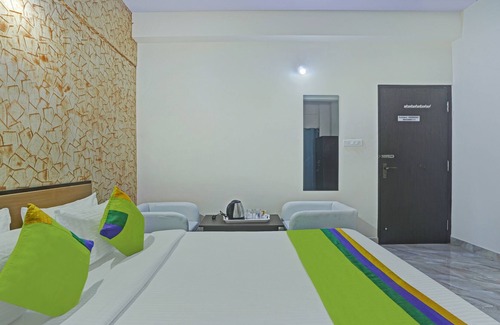Yeshwanthpur Hotel | Itsy By Treebo - Galaxy Suites Hebbal