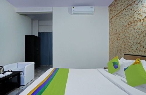Yeshwanthpur Hotel | Itsy By Treebo - Galaxy Suites Hebbal