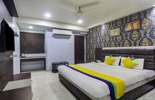 Jamshedpur Hotel | Itsy by Treebo - Golden Fiesta